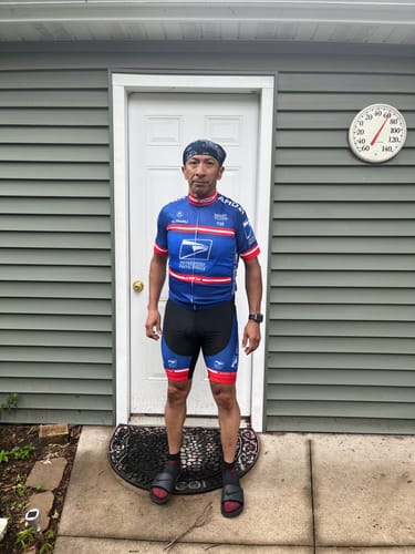 Customer photo review of US Postal Service Retro Short Sleeve Cycling Kit
