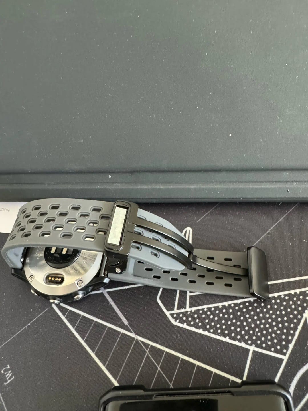 Customer photo review of Garmin Silicone Band - Breathable QuickFit Strap