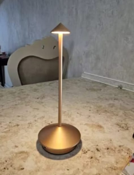 Customer photo review of Kabellose LED-Tischleuchte – ClarityGlow