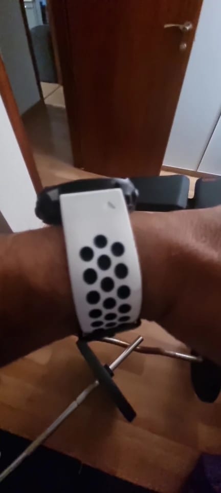 Customer photo review of Garmin Silicone Band - Breathable QuickFit Sports Strap