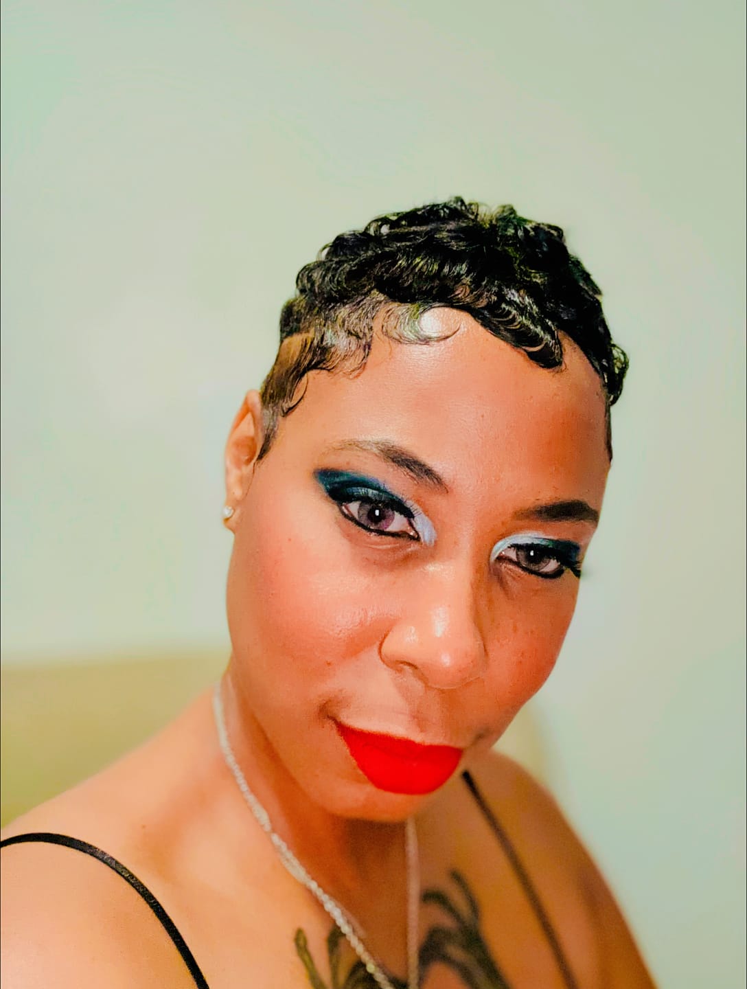 Customer photo review of Elite Sandy Gray Prescription Colored Contact Lenses
