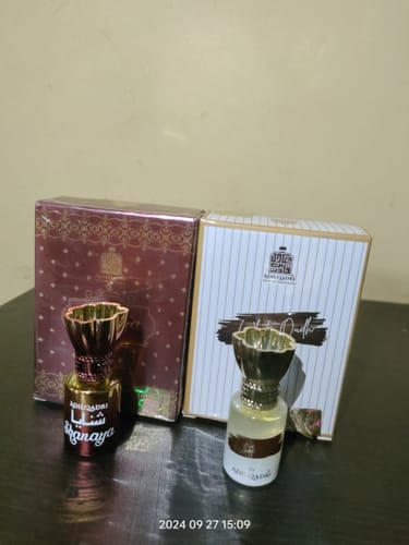 Customer photo review of 2 Pcs Attar Set Shanaya And White Oudh 5.5 Ml Each