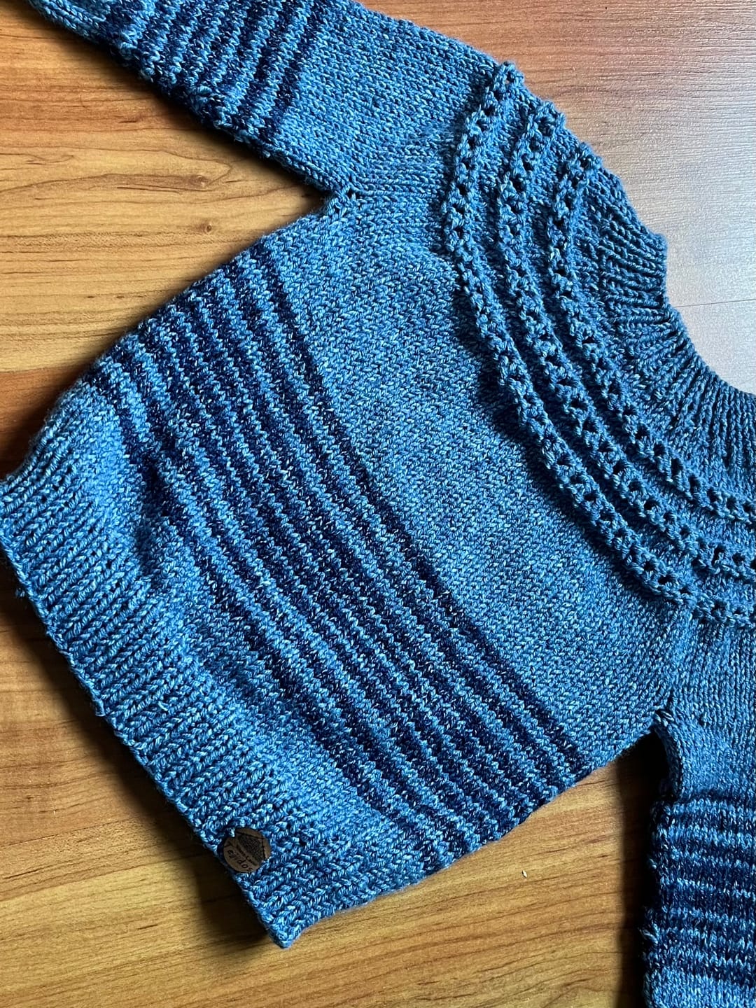 Customer photo review of Clase Sweater y Chaleco Orugas | Infantil