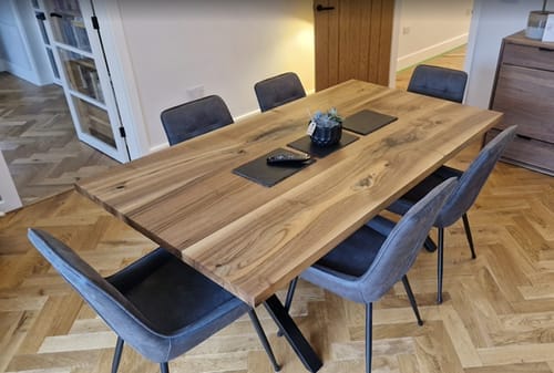 Customer photo review of Bestseller Eva Extendable Dining Table in Solid Walnut