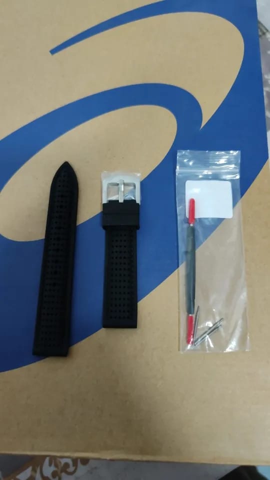 Customer photo review of Samsung Galaxy Watch Silicone Band - Breathable and Stylish