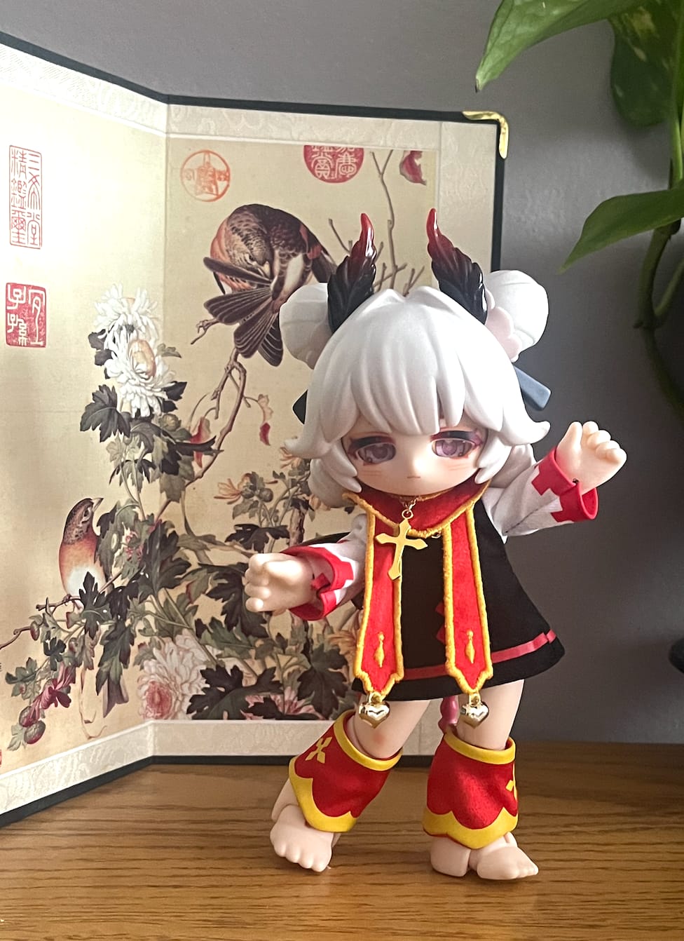 Customer photo review of Kukaka Insect Cafe Series Prayer & Judge Limited BJD Action Figure