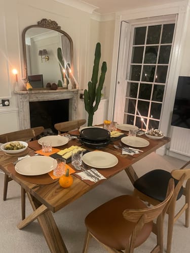 Customer photo review of Bestseller Eva Extendable Dining Table in Solid Walnut