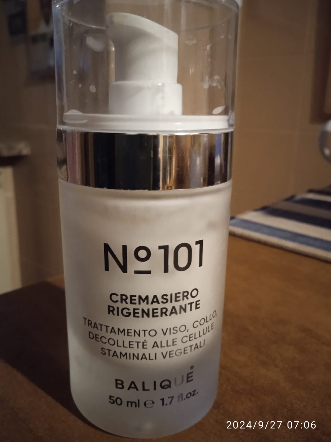 Customer photo review of N°101 - CREMASIERO RIGENERANTE - Viso, Collo e Decolleté