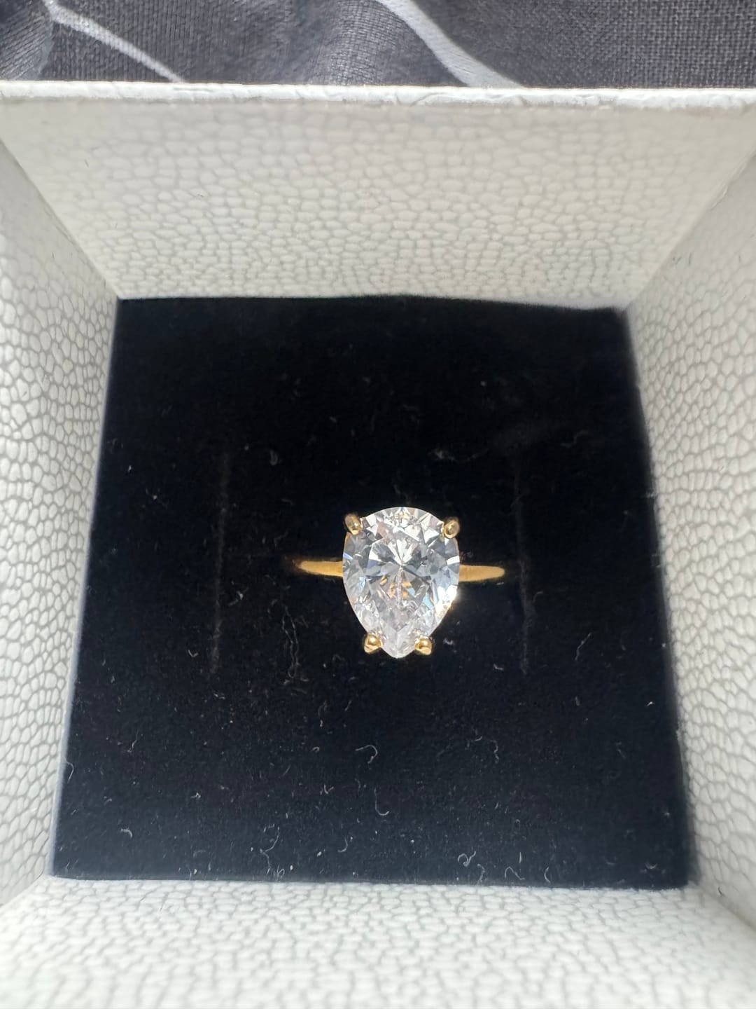 Customer photo review of Arabella Ring | 18K vergoldet