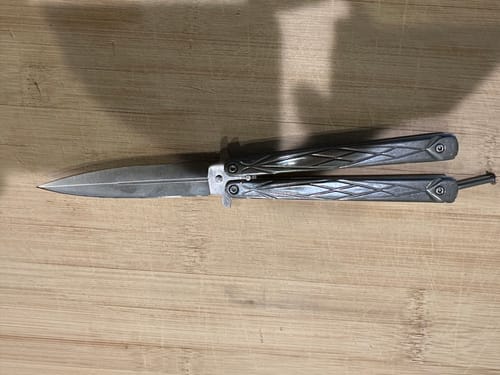 Customer photo review of Mystery Knives Box™