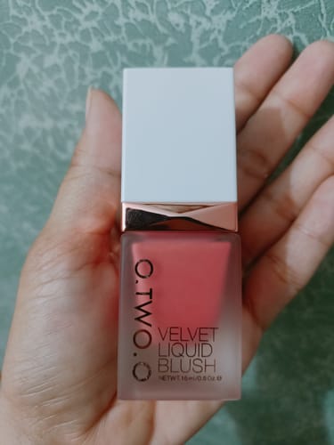 Customer photo review of O.TWO.O LIQUID BLUSH
