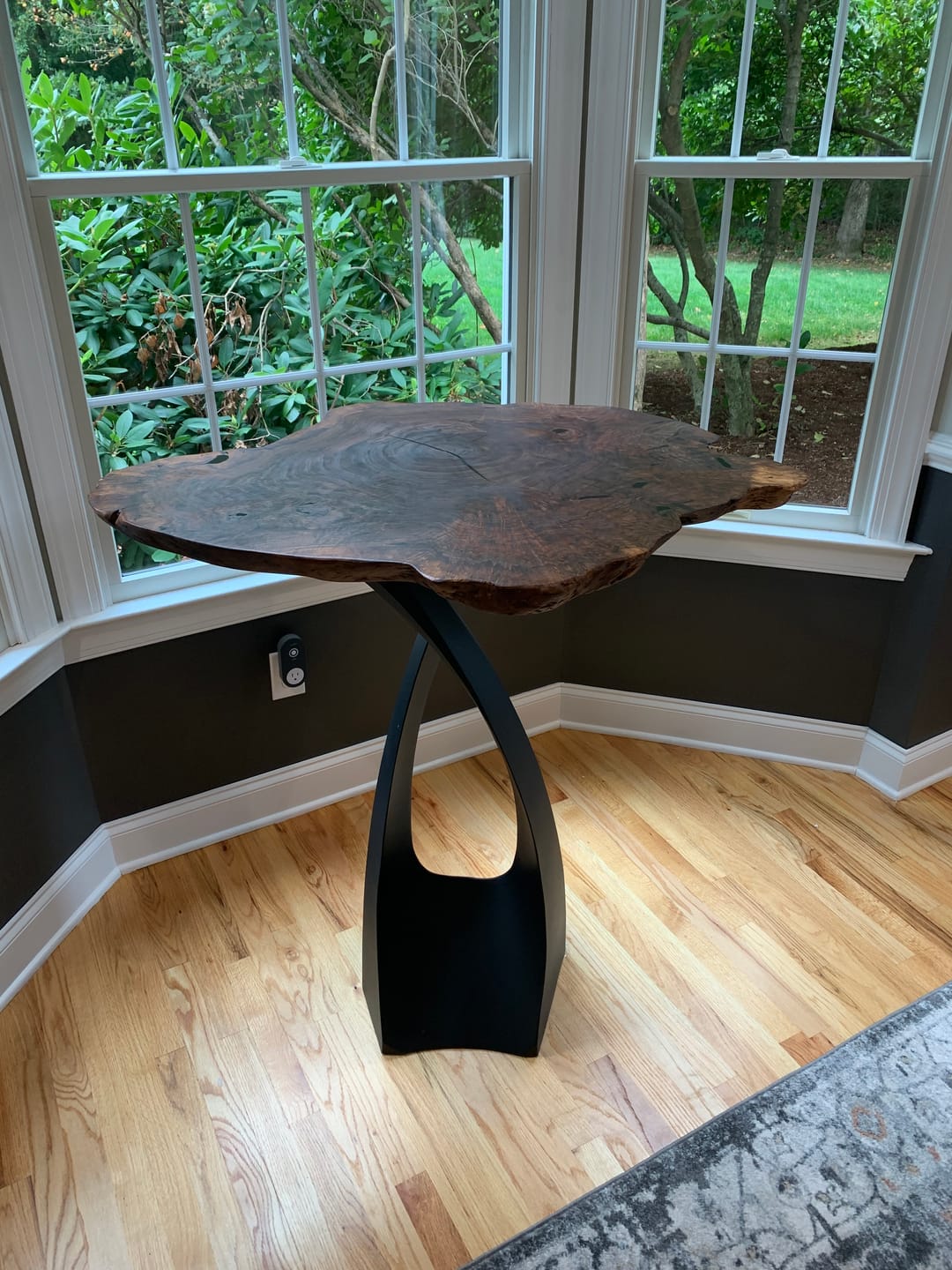 Customer photo review of Counter Table Base 616 Tulipe 40H Industrial Metal Furniture