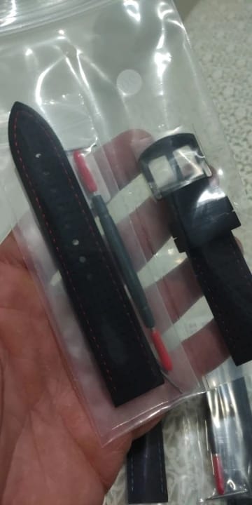 Customer photo review of Suunto Silicone Band - Breathable Patterned Design