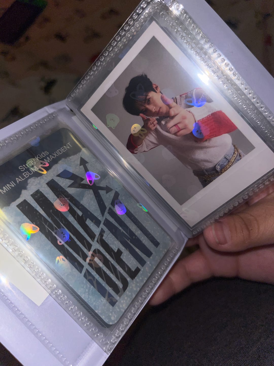 Customer photo review of PREMIUM HOLOGRAPHIC PHOTOCARD SLEEVES - SKZOO VERSION