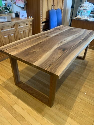 Customer photo review of Bestseller Eva Extendable Dining Table in Solid Walnut