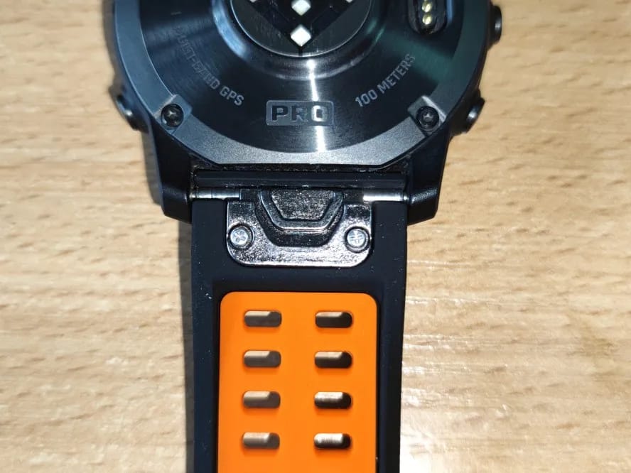 Customer photo review of Garmin Silicone QuickFit Band -Durable Breathable Strap