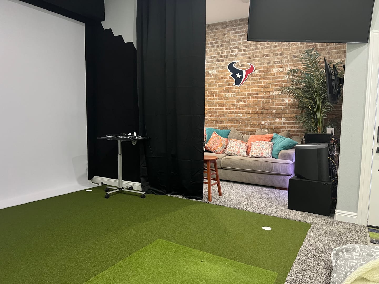 Customer photo review of Houston Texans 3D Vintage Metal Wall Art