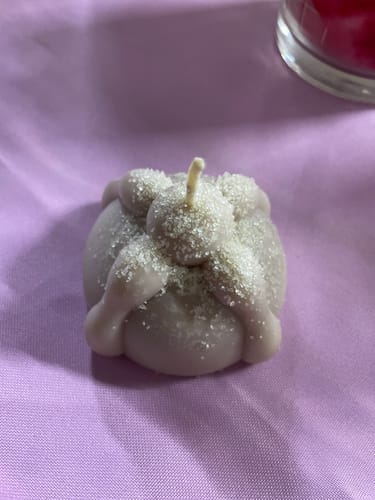 Customer photo review of Molde Pan de Muerto Grande
