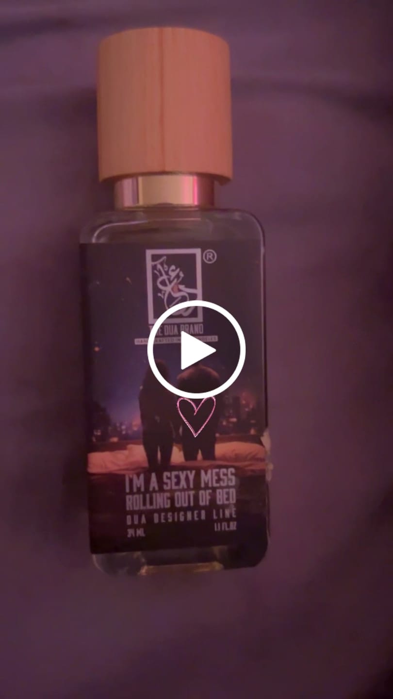 Customer video review of I'm A Sexy Mess Rolling Out Of Bed