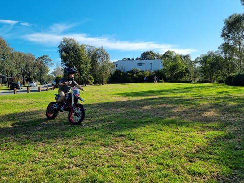 Customer photo review of 2000W Kids Electric Dirt Bike TK1412-20 (seat height 680mm)