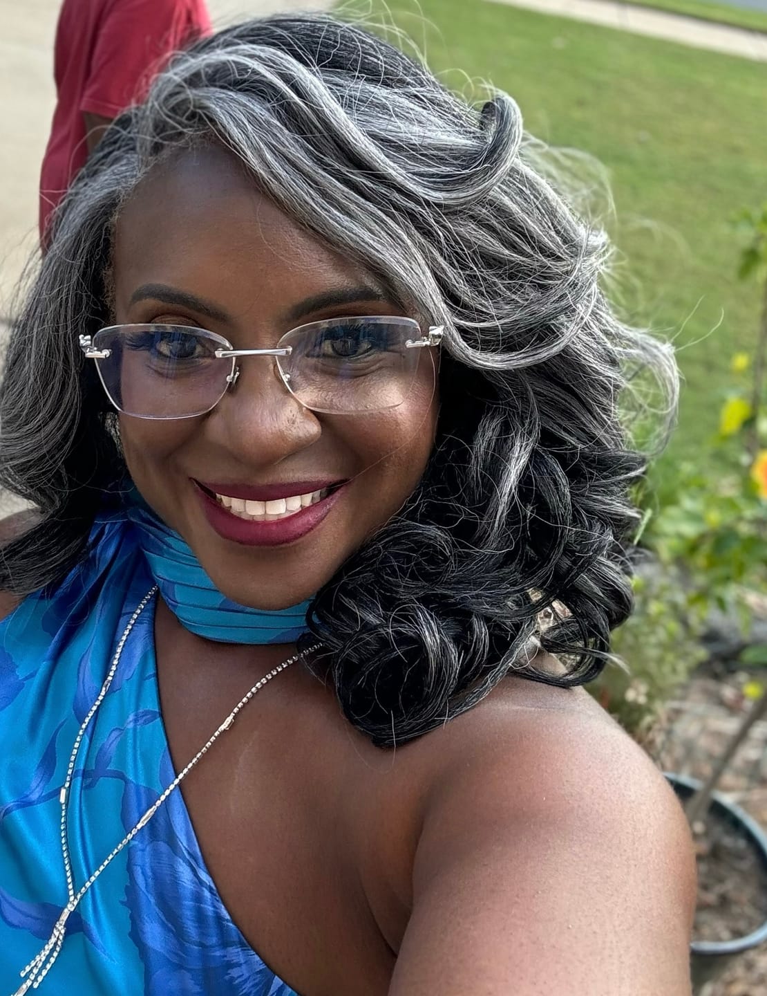 Customer photo review of Sensationnel Dashly Salt & Pepper Synthetic Hair 4" Deep Part HD Lace Front Wig - SP LACE UNIT 2
