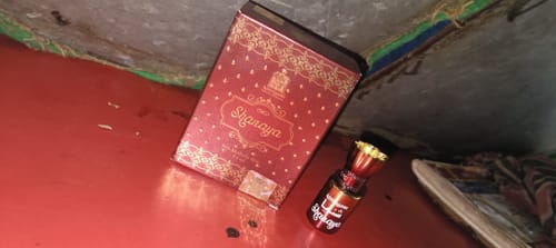 Customer photo review of Shanaya Luxury Attar Perfume