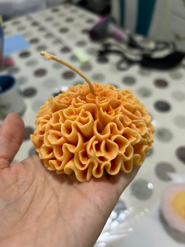 Customer photo review of Molde de flor de cempasúchil Grande