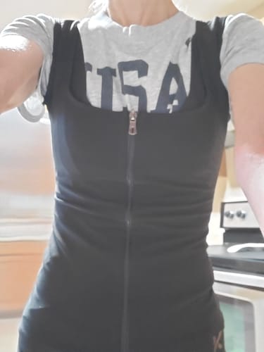 Customer photo review of Women's Zipper Heat Trapping Sweat Vest