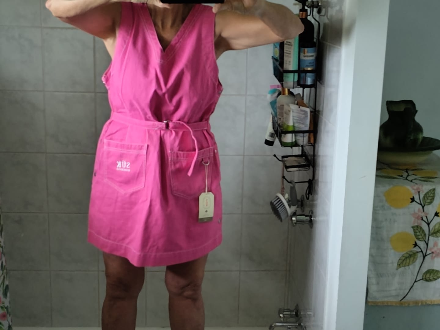 Customer photo review of Switch Apron - Saltlake Pink