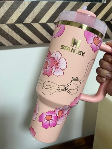 Customer photo review of Stanley Quencher Barbie™ 80'S Peaches 'N Cream  | 1L