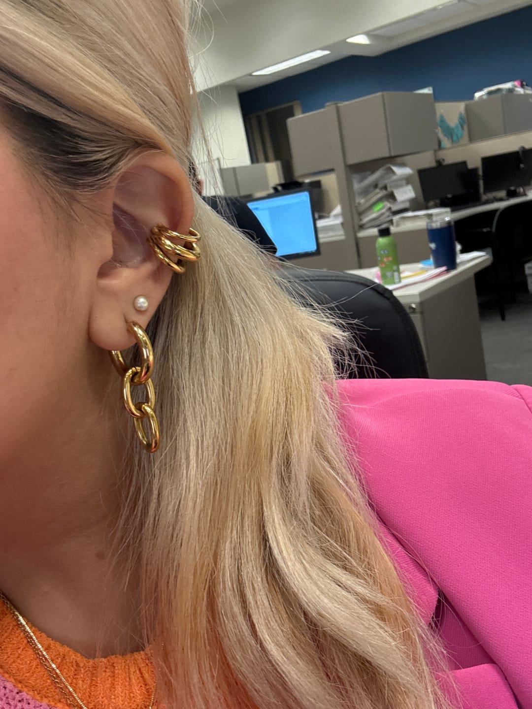 Customer photo review of Ear Cuff Triple Chunky