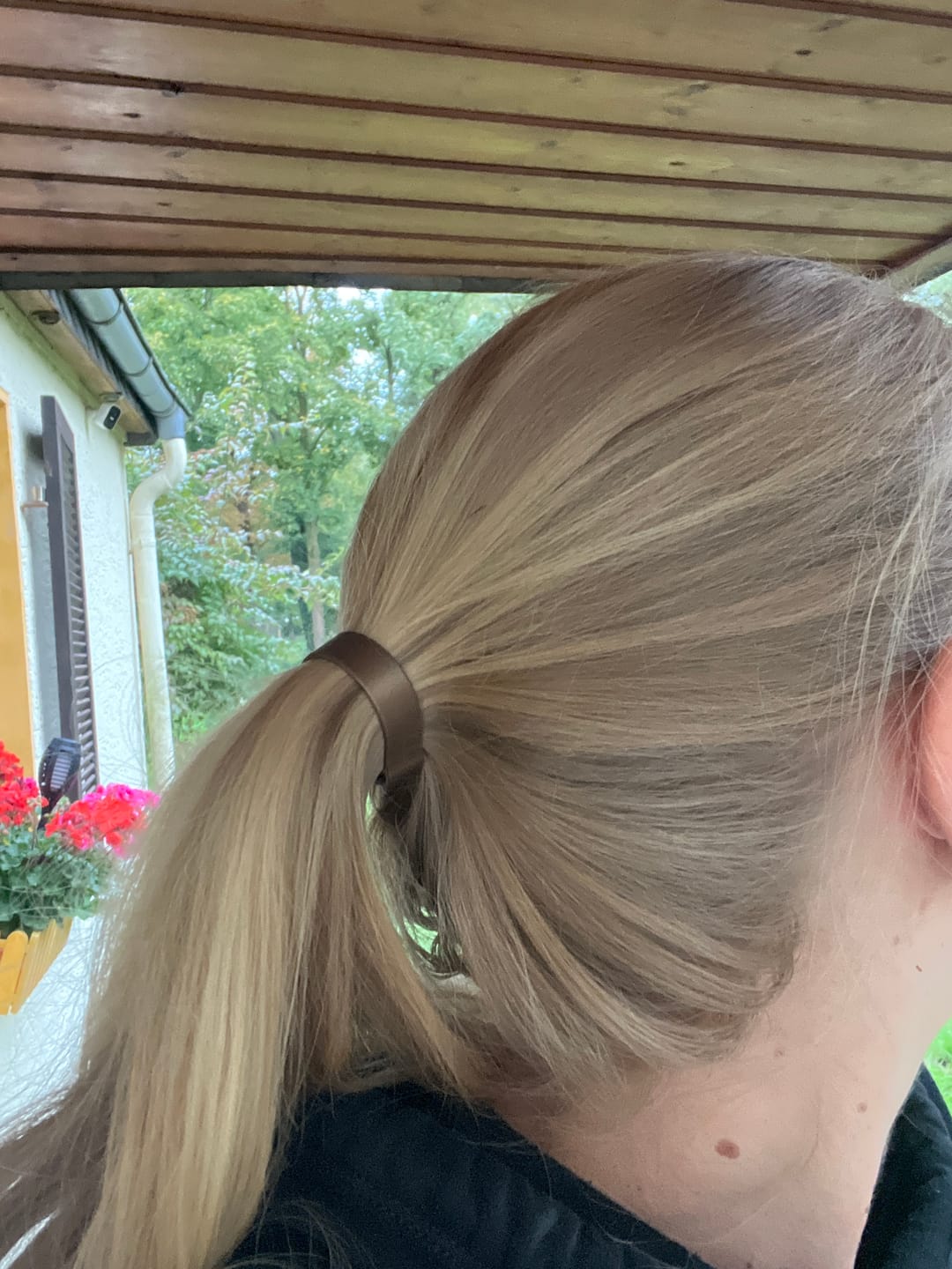 Customer photo review of Volummi Bronze Glow