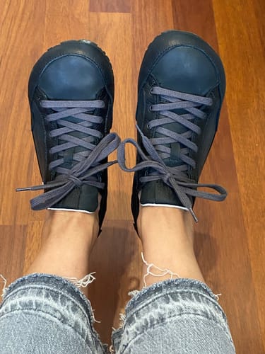 Customer photo review of Zapatilla Mujer. A1 Negra