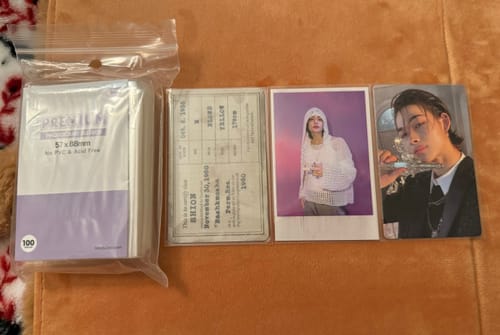 Customer photo review of PREMIUM PHOTOCARD SLEEVES - PURPLE VERSION (57x88MM)