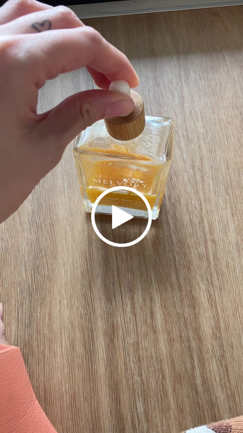 Customer video review of Radiance Body Oil (Skin Firming)