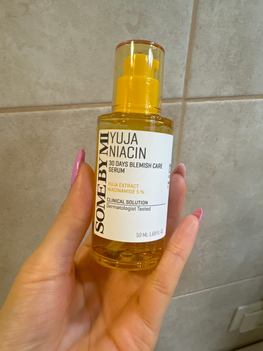 Customer photo review of Izgaismojošs serums ar ekstraktu Yuzu Some By Mi Yuja Niacin Blemish Care Serum