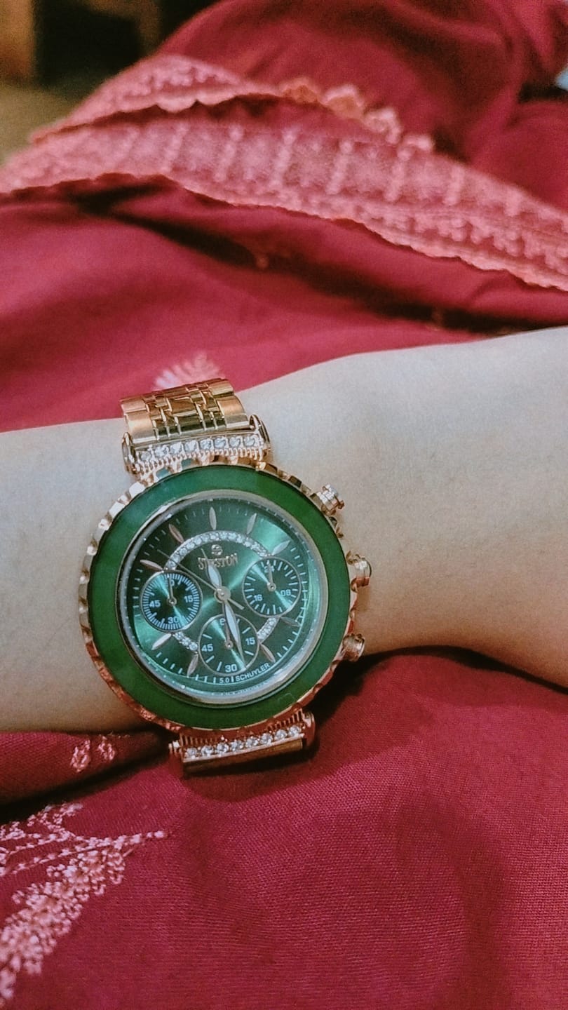 Customer photo review of Schuyler