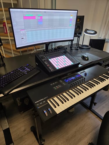 Customer photo review of Original Stand For Ableton Push 3