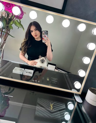 Customer photo review of (Set) Hollywood mirror Table & 2 x Draw Set "Radiance"