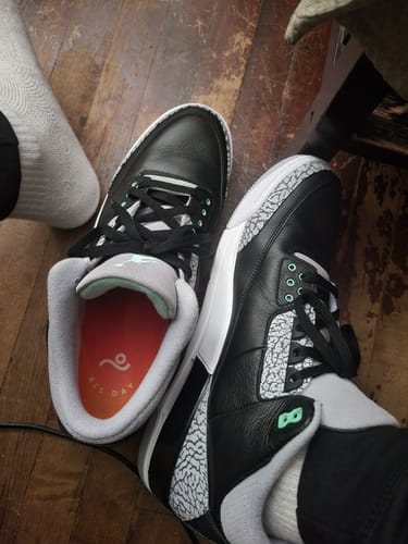 Customer photo review of Move All Day Comfort Casual Insoles