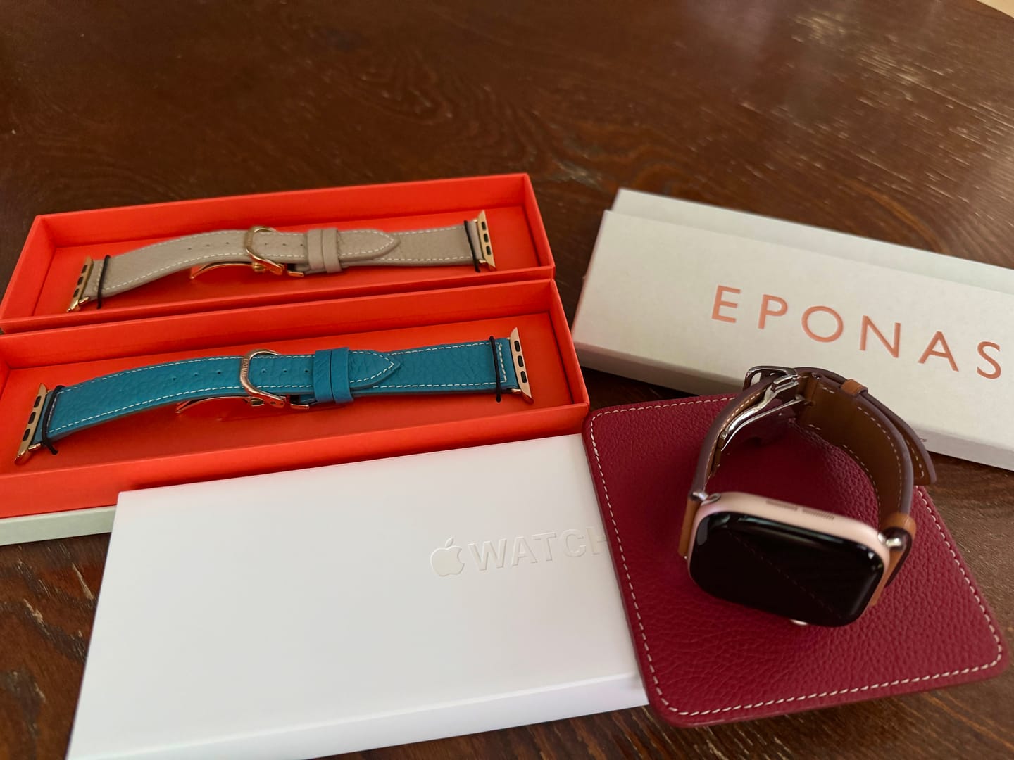 Customer photo review of Apple Watch用レザーバンド　スカンディナビアンブルー/ホワイトステッチ
