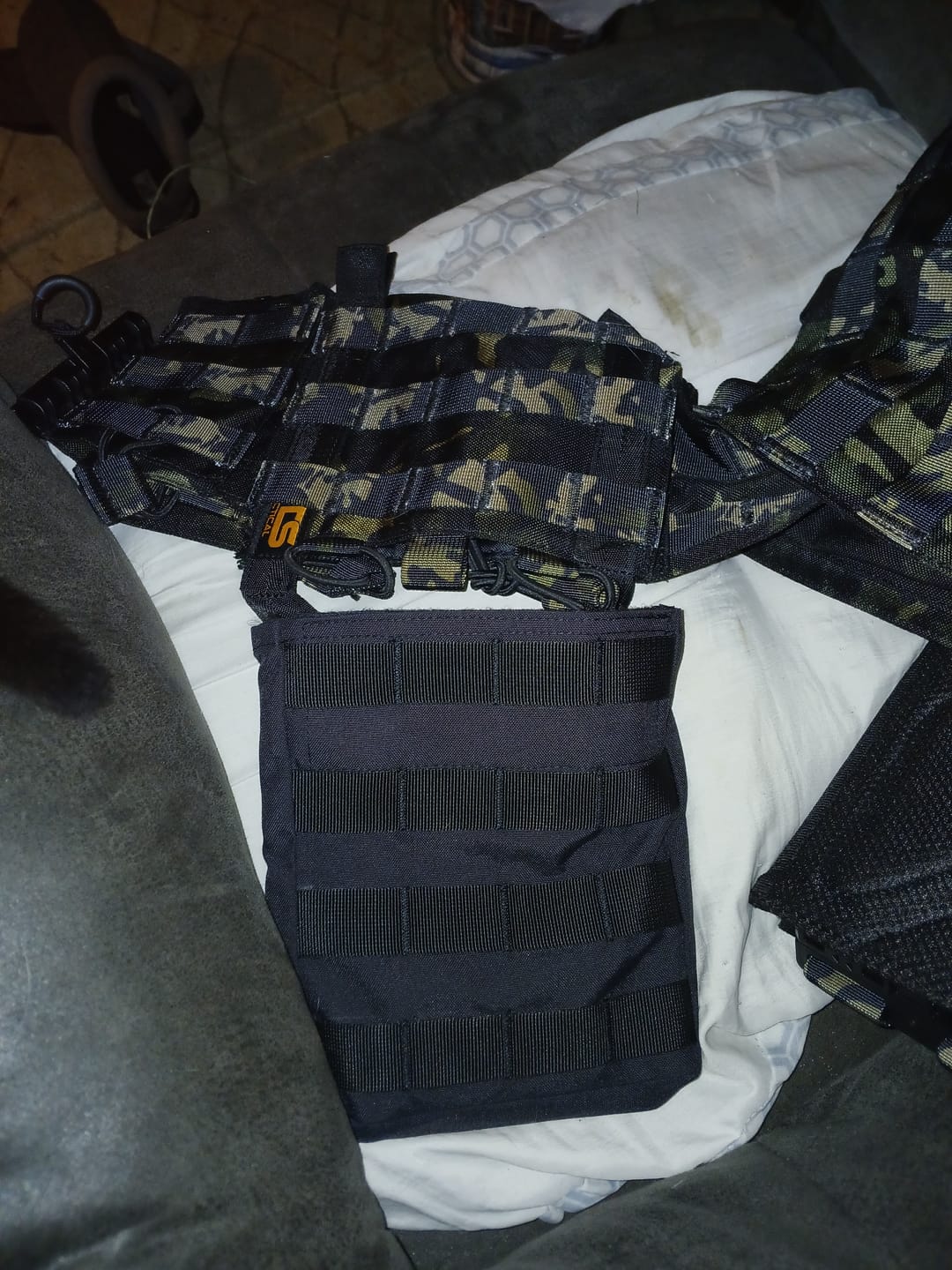 Customer photo review of RTS Tactical Premium Side Plate Pouch Set