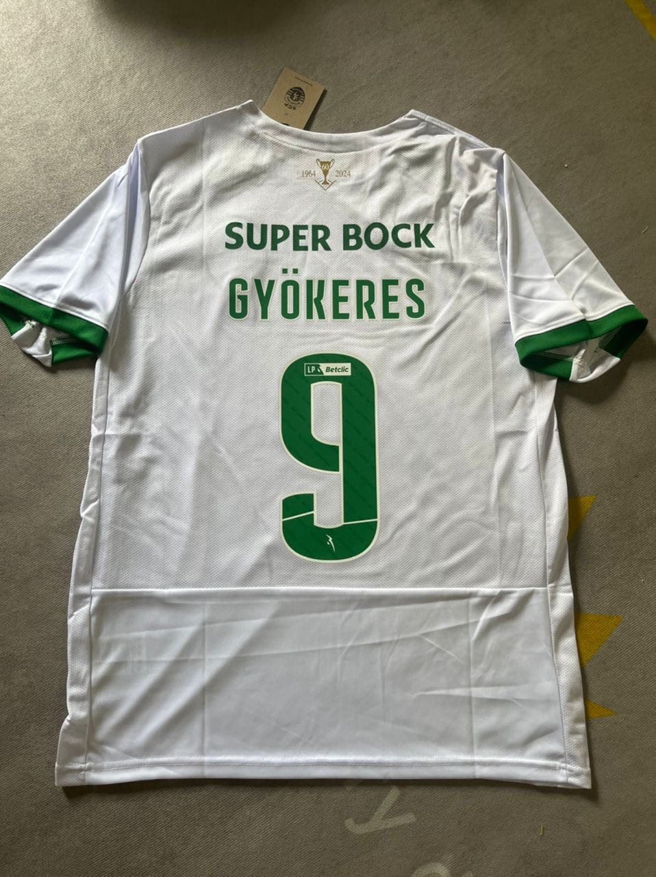 Customer photo review of Viktor Gyökeres Sporting CP Lisbon Jersey Trikot Maillot