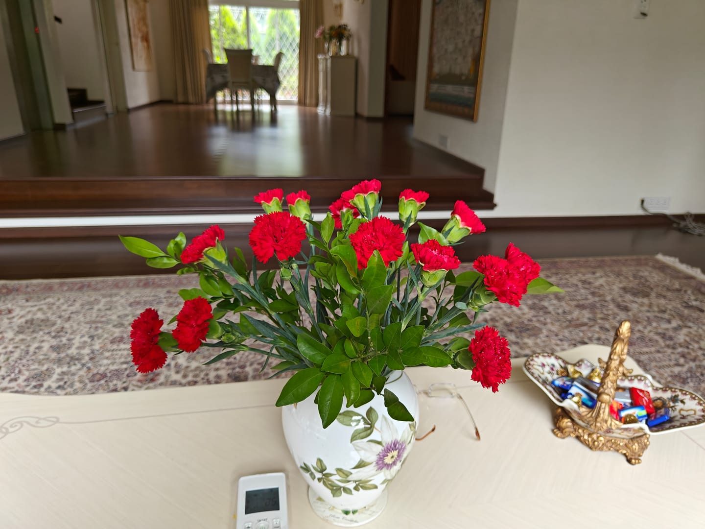 Customer photo review of Carnations