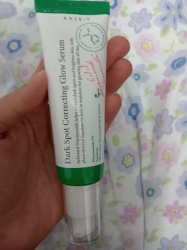 Customer photo review of Dark Spot Correcting Glow Serum 50ml