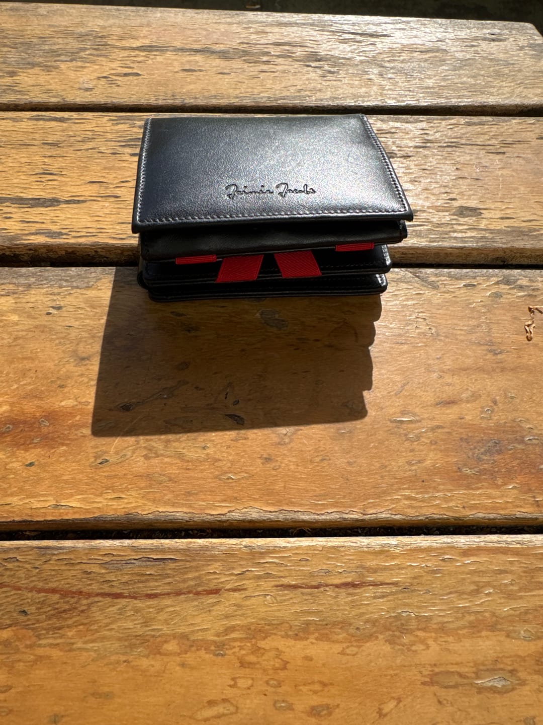 Customer photo review of Flap Boy XL - Magic Wallet with Coin Pocket