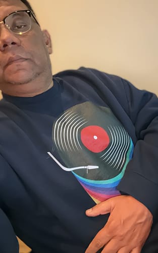 Customer photo review of Turntable Crewneck