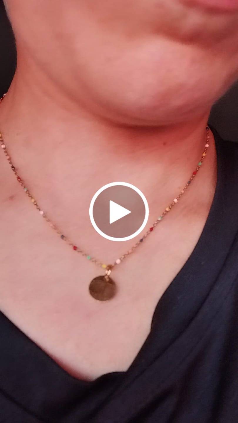 Customer video review of Collar Letras ABC