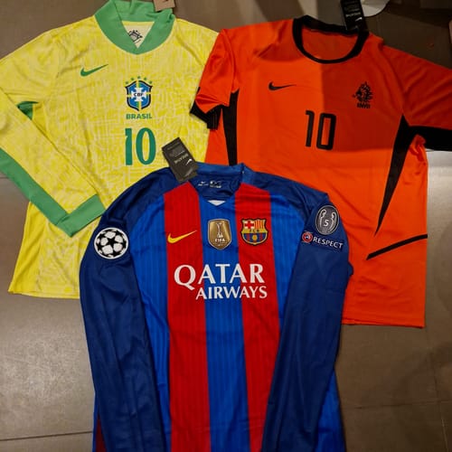 Customer photo review of 2024 Copa América Brazil Home Long Sleeve Jersey Maillot Trikot Maglia