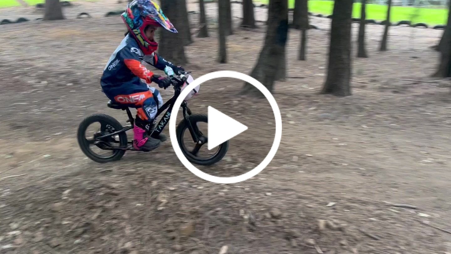 Customer video review of Takani Electric Balance Bike 12'' -TK1224